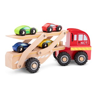 Car transporter with 4 vehicles